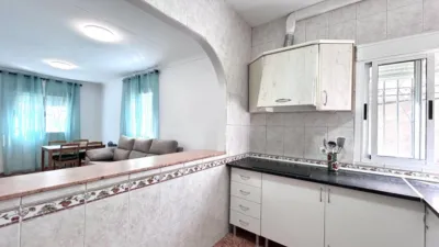 Habitación en alquiler en Calle Hermandad, San Luis-Los Molinos (Almería Capital) de 275 €<span>/mes</span>