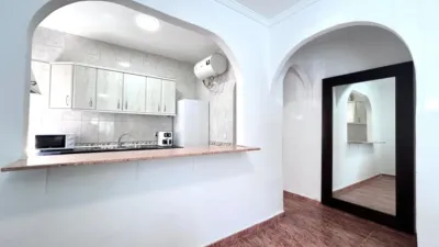 Habitación en alquiler en Calle Hermandad, San Luis-Los Molinos (Almería Capital) de 275 €<span>/mes</span>