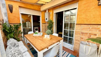 Casa adosada en venta en Calle Manuel Rosero, cerca de Calle de Almedina, Aguadulce Sur (Distrito Aguadulce. Roquetas de Mar) de 374.000 €