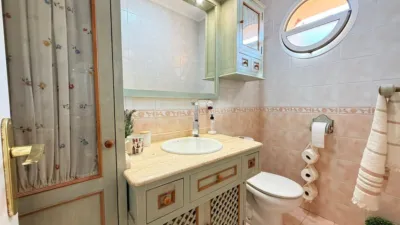 Casa adosada en venta en Calle Manuel Rosero, cerca de Calle de Almedina, Aguadulce Sur (Distrito Aguadulce. Roquetas de Mar) de 374.000 €