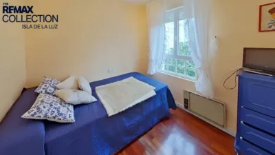 Semi-detached house on Calle de Arousa photo 18