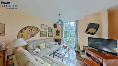 Semi-detached house on Calle de Arousa photo 2