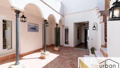 Chalet en venta en Calle de Isaac Peral, cerca de Calle del Doctor Tolosa Latour, Centro-Zona Playas (Chipiona) de 900.000 €