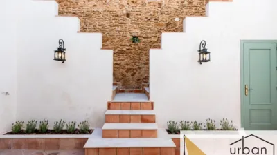 Chalet en venta en Calle de Isaac Peral, cerca de Calle del Doctor Tolosa Latour, Centro-Zona Playas (Chipiona) de 900.000 €