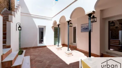 Chalet en venta en Calle de Isaac Peral, cerca de Calle del Doctor Tolosa Latour, Centro-Zona Playas (Chipiona) de 900.000 €