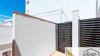 Chalet en venta en Calle de Isaac Peral, cerca de Calle del Doctor Tolosa Latour, Centro-Zona Playas (Chipiona) de 900.000 €