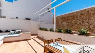 Chalet en venta en Calle de Isaac Peral, cerca de Calle del Doctor Tolosa Latour, Centro-Zona Playas (Chipiona) de 900.000 €
