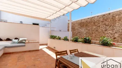 Chalet en venta en Calle de Isaac Peral, cerca de Calle del Doctor Tolosa Latour, Centro-Zona Playas (Chipiona) de 900.000 €