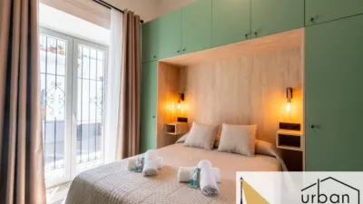 Chalet en venta en Calle de Isaac Peral, cerca de Calle del Doctor Tolosa Latour, Centro-Zona Playas (Chipiona) de 900.000 €