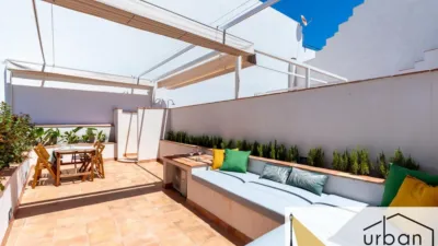 Chalet en venta en Calle de Isaac Peral, cerca de Calle del Doctor Tolosa Latour, Centro-Zona Playas (Chipiona) de 900.000 €