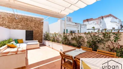 Chalet en venta en Calle de Isaac Peral, cerca de Calle del Doctor Tolosa Latour, Centro-Zona Playas (Chipiona) de 900.000 €