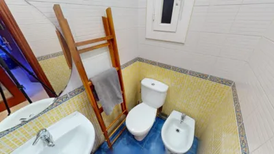Piso en venta en Carrer d'Aragó, cerca de Carrer del Dos de Maig, La Sagrada Família (Distrito Eixample. Barcelona Capital) de 430.000 €