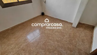 Ático en venta en Calle Masnou del, Les Planes (L'Hospitalet de Llobregat) de 205.000 €