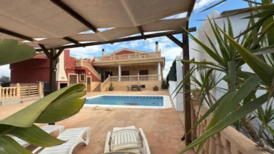 Chalet in El Bañet photo 8