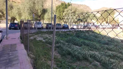 Terreno en venta en Calle Adolfo Cardona Pascual Esquina A C- Manuel Santacr - Vista 3
