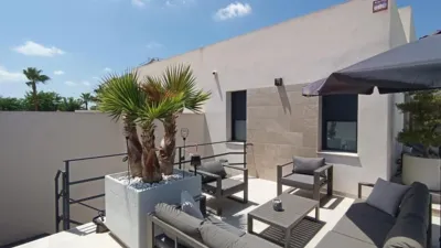 Casa – Daya Nueva - Más