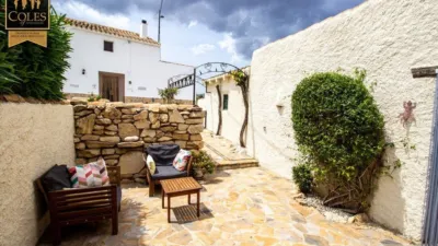 Rustic finca on Calle Cortijo Corneros photo 10