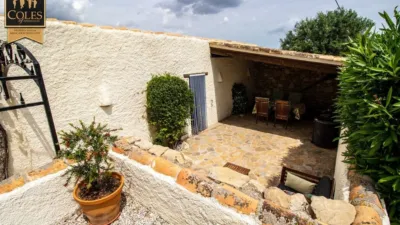 Rustic finca on Calle Cortijo Corneros photo 12