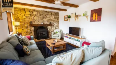 Rustic finca on Calle Cortijo Corneros photo 19
