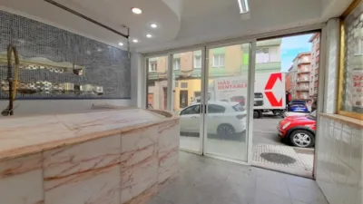 Local comercial en venta en Calle Alegría - Więcej