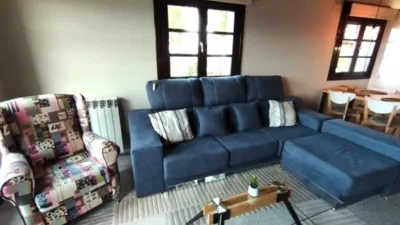 Casa pareada en alquiler en Calle Faro de Arriba, Oviedo de 1.200 €<span>/mes</span>