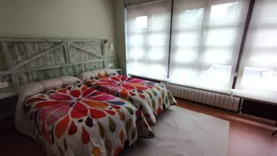 Casa pareada en alquiler en Calle Faro de Arriba, Oviedo de 1.200 €<span>/mes</span>