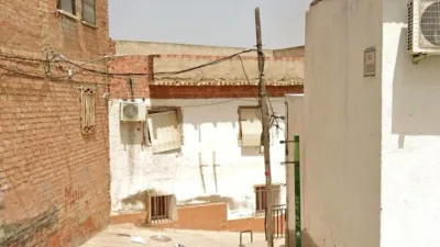 Chalet on Calle de las Cambroneras photo 2