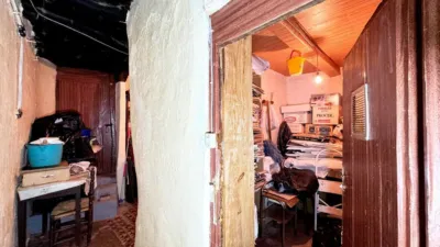 Casa rústica en venta en Calle de la Ermita, 1, Morales del Vino de 59.900 €