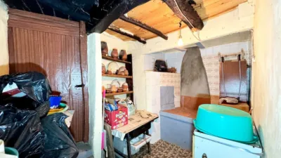 Casa rústica en venta en Calle de la Ermita, 1, Morales del Vino de 59.900 €