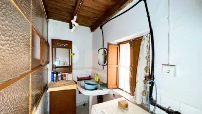 Casa rústica en venta en Calle de la Ermita, 1, Morales del Vino de 59.900 €