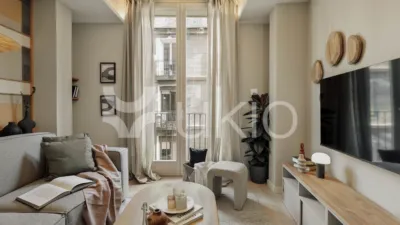 Piso en alquiler en Carrer del Portal Nou, cerca de Passeig de Picasso - Imagen 2