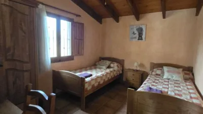 Chalet on Calle Llano Campanero photo 18