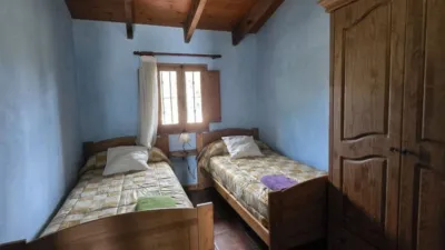 Chalet on Calle Llano Campanero photo 19