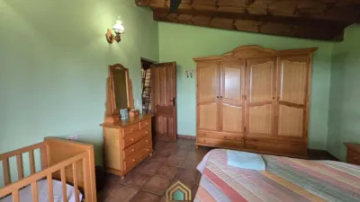 Chalet on Calle Llano Campanero photo 25