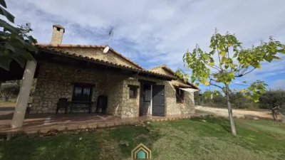 Chalet on Calle Llano Campanero photo 4