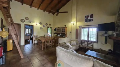Chalet on Calle Llano Campanero photo 6