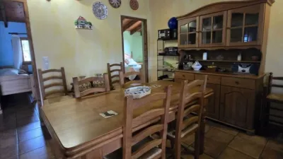 Chalet on Calle Llano Campanero photo 8