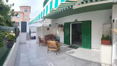 Terraced house on Calle C. Lajial, No. 4 photo 2
