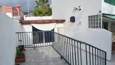 Terraced house on Calle C. Lajial, No. 4 photo 4