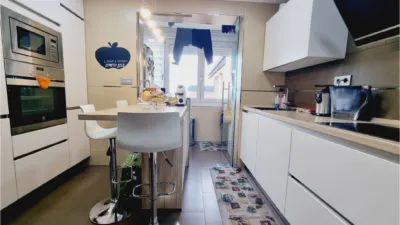 Apartment in Calabazanos photo 5