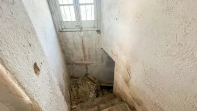 House in Urban Core photo 5