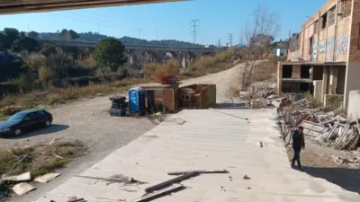 Terreno en alquiler en Ca N\'estruch, Esparreguera de 3.600 €<span>/mes</span>