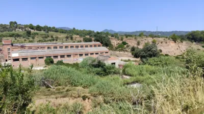 Terreno en alquiler en Ca N\'estruch, Esparreguera de 3.600 €<span>/mes</span>