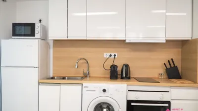 Estudio en alquiler en Calle Francos, Santa Cruz (Distrito Casco Antiguo. Sevilla Capital) de 900 €<span>/mes</span>