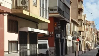 Pis – Novelda, La Cruz - Més