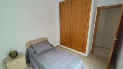 Apartment on Serrana Street photo 9