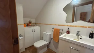 Terraced House in La Vega - Marenyet photo 16