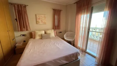 Terraced House in La Vega - Marenyet photo 29