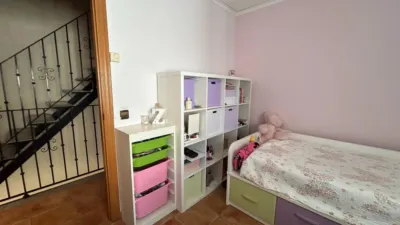 Terraced House in La Vega - Marenyet photo 37
