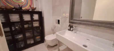 Apartment on Carrer de la Pau photo 17